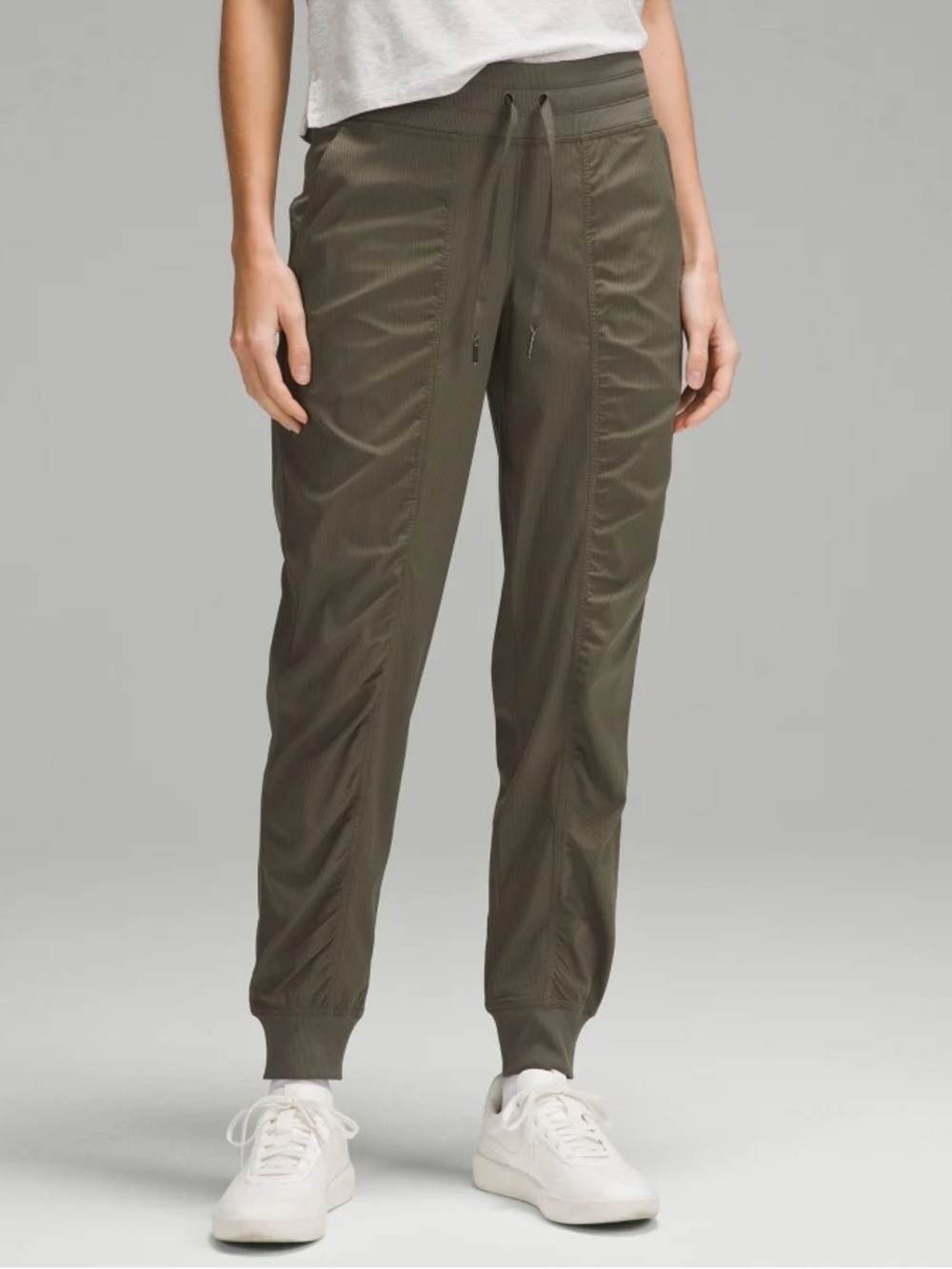 Lululemon dance studio mid rise joggers full length women's size 4 olive NWT